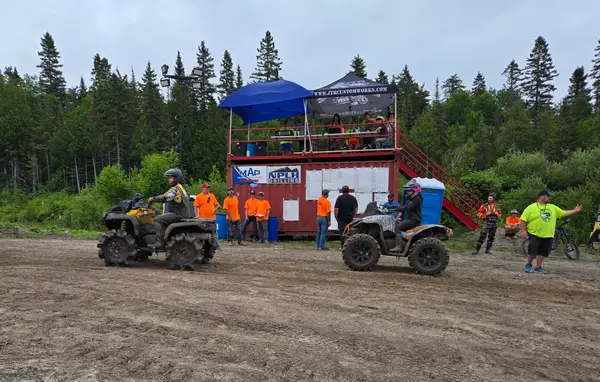 705MX Park, photo 1