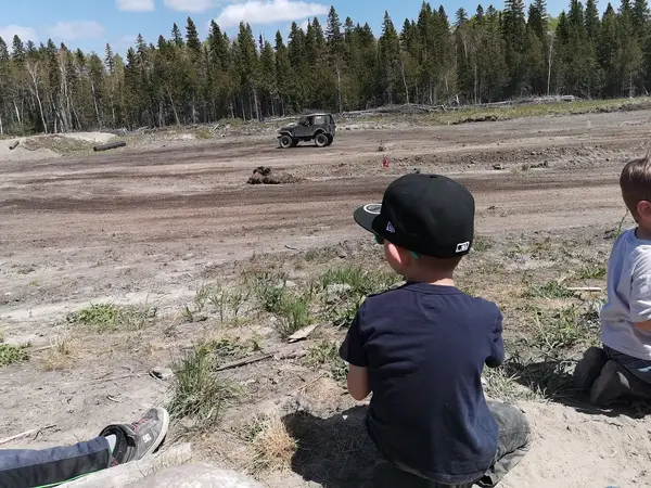 705MX Park, photo 3