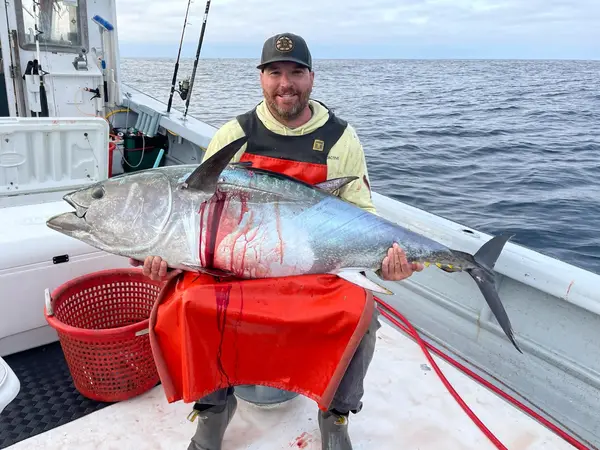 Adventure Rhode Island Fishing Charters, Narragansett, RI