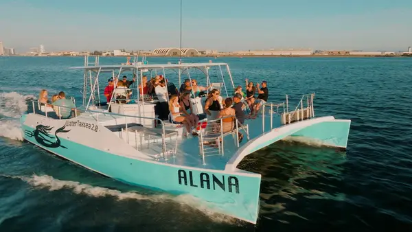 Alana Yacht Rental
