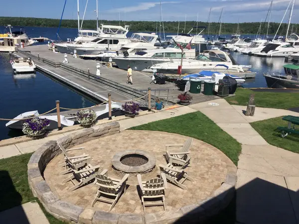Alibi Dock Marina