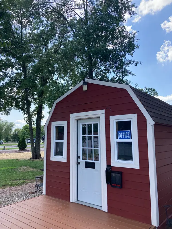 American Way RV Park - Parkersburg