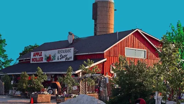 Apple Holler, Sturtevant, WI