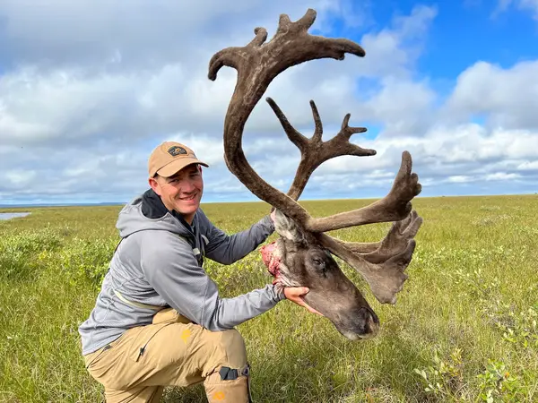 Arrowhead Outfitters, LLC Caribou & Moose Hunts Alaska