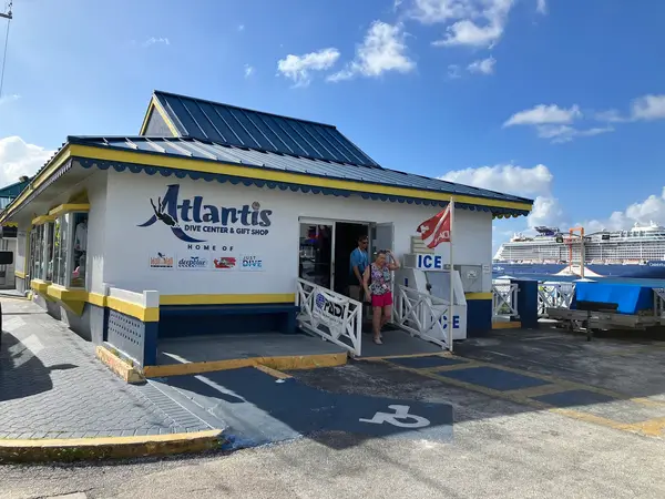 Atlantis Dive Center