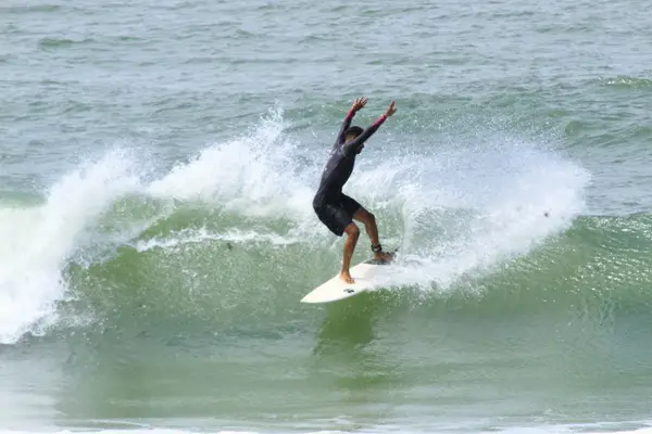 Aula de surf em itacare (Aloha surf Itacaré)