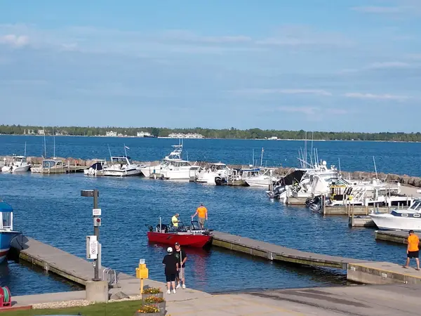 Baileys Harbor Town Marina