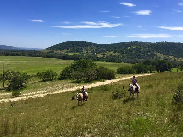 Bandera Historical Rides, photo 1