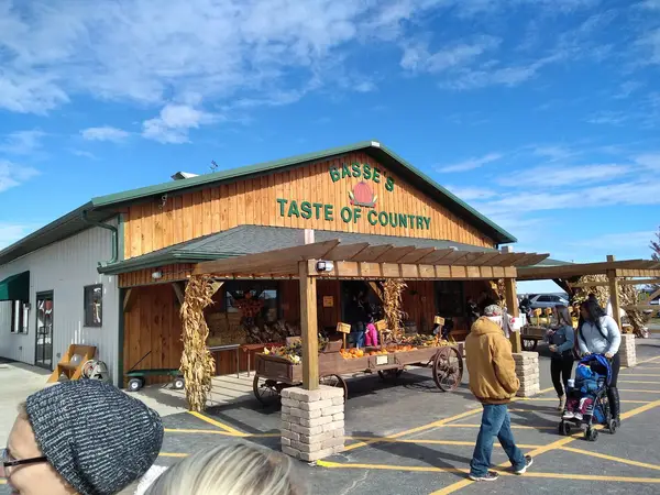 Basse's Farms, Colgate, WI