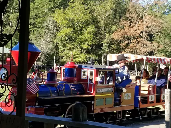 Beavers Bend Depot & Trail Rides, photo 1