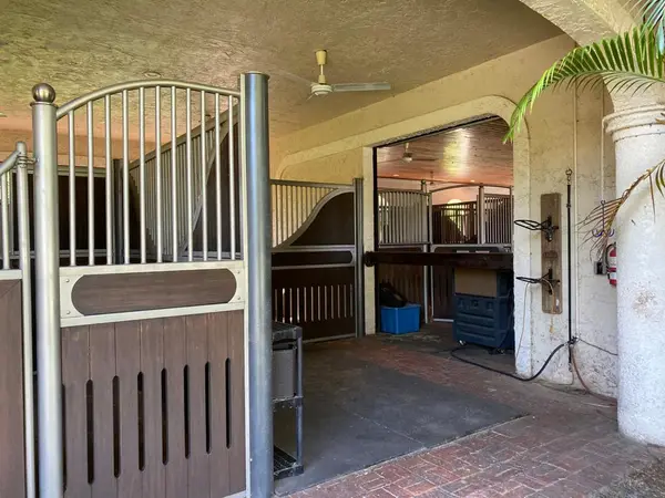 Bell Tower Farm, photo 1