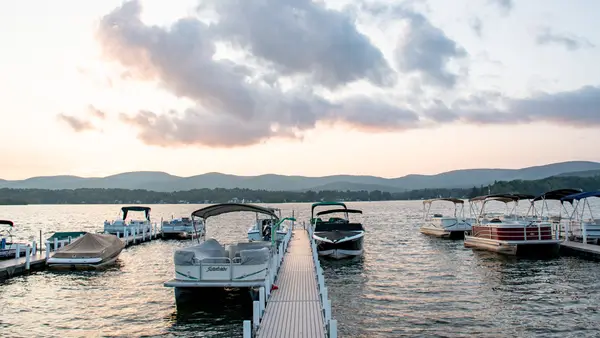 Berkshire U-Drive Boat Rental