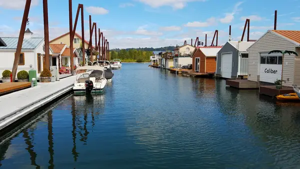Big Eddy Marina Inc