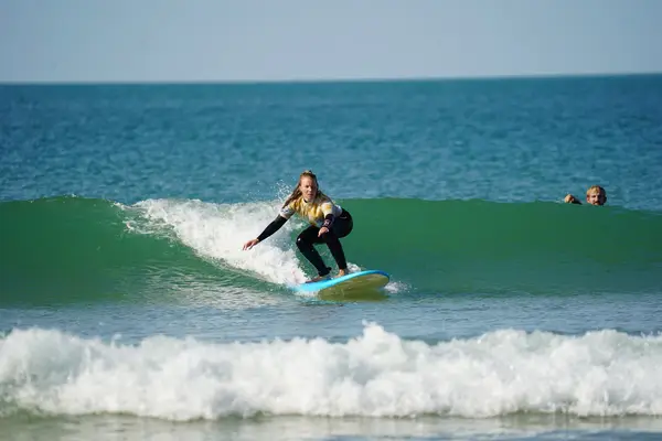 Big Mama Surf School