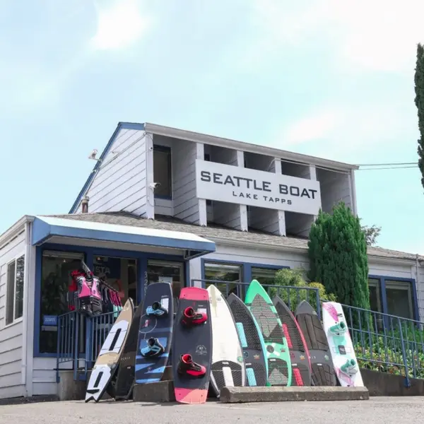 Big Swell Surf Shop, photo 1