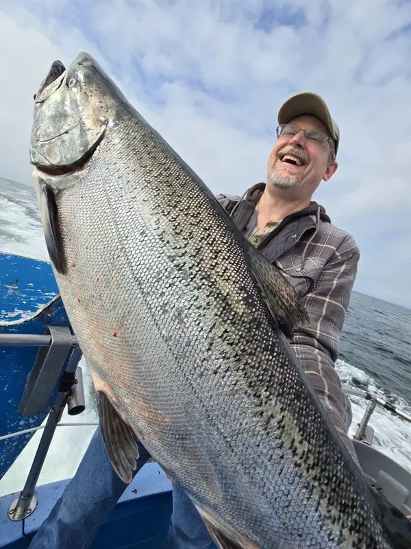 Blue Eyes Sport Fishing, Westport, WA