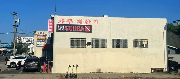 Blue Holic Scuba