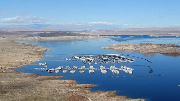 Boating Lake Mead