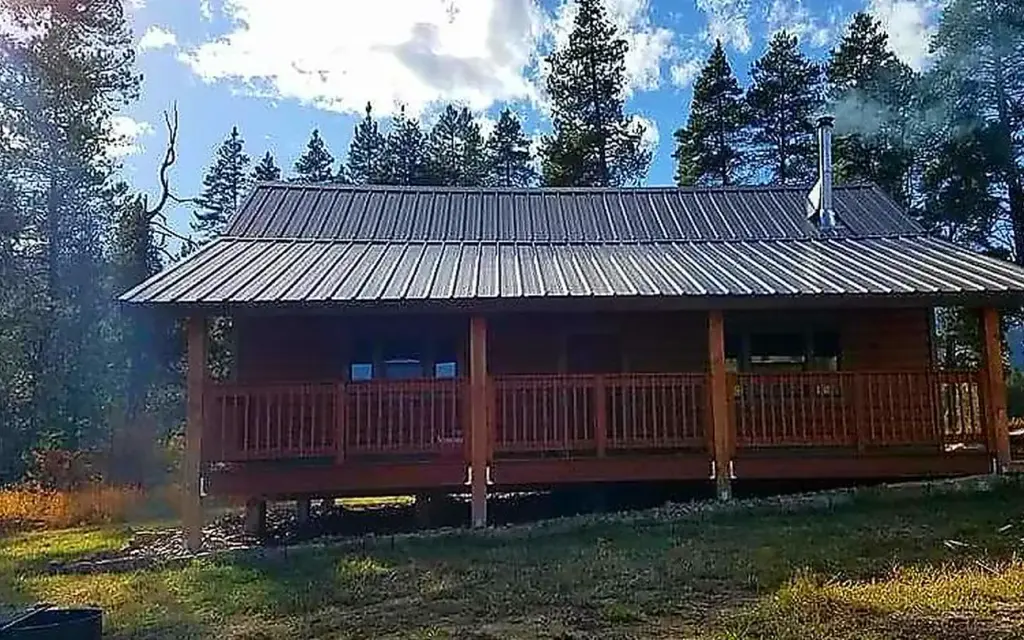 Jensen Cabin, a Forest Service cabin rental