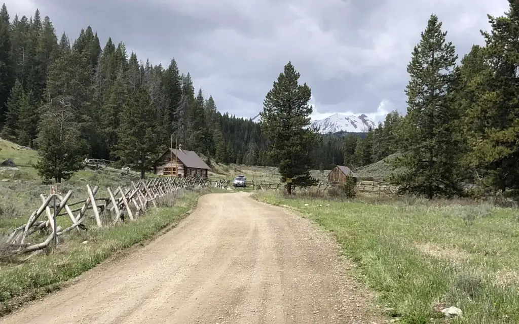 Eldridge Guard Station, a Forest Service cabin rental