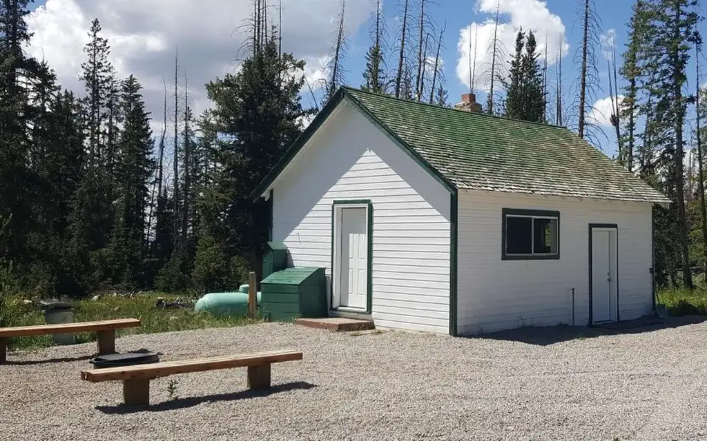 Mt Terrill Guard Station, a Forest Service cabin rental
