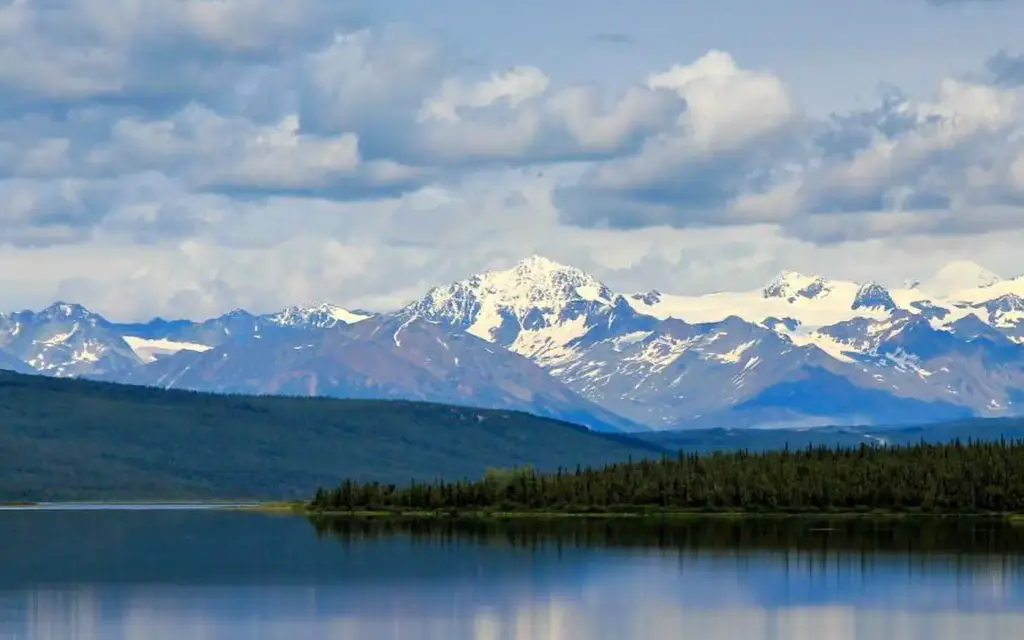 Paxson Lake Campground, a BLM campground