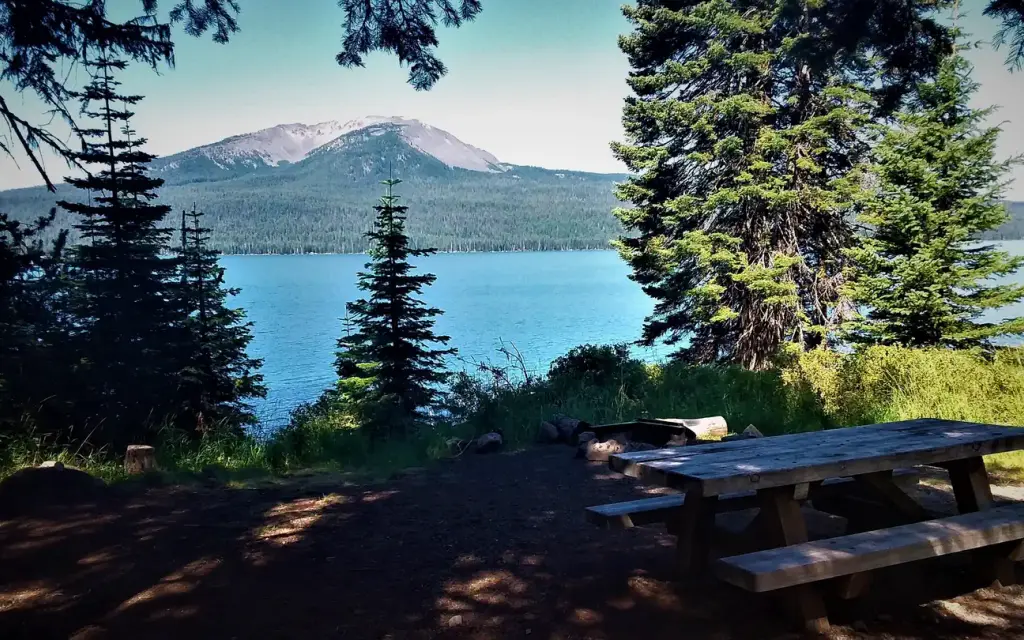 Diamond Lake, a Forest Service campground