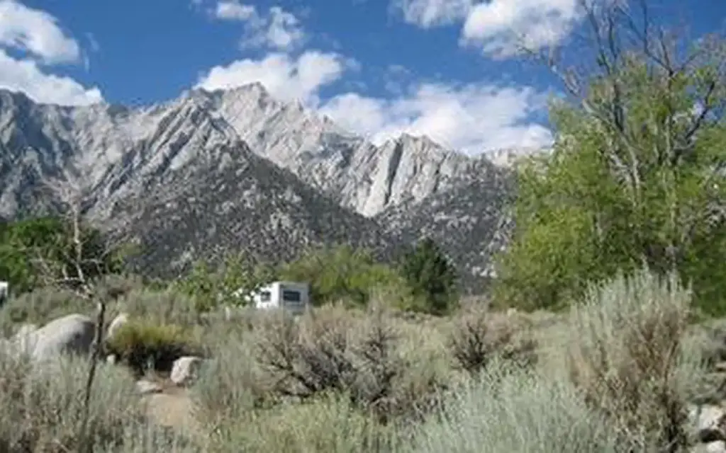 Lone Pine, a Forest Service campground