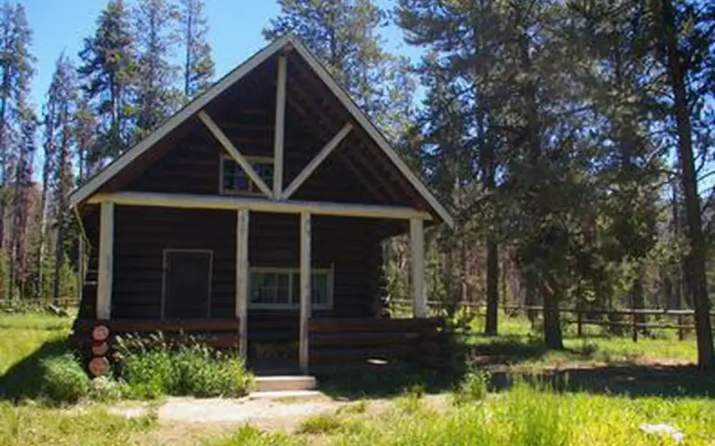 Stolle Meadows Cabin, a Forest Service cabin rental