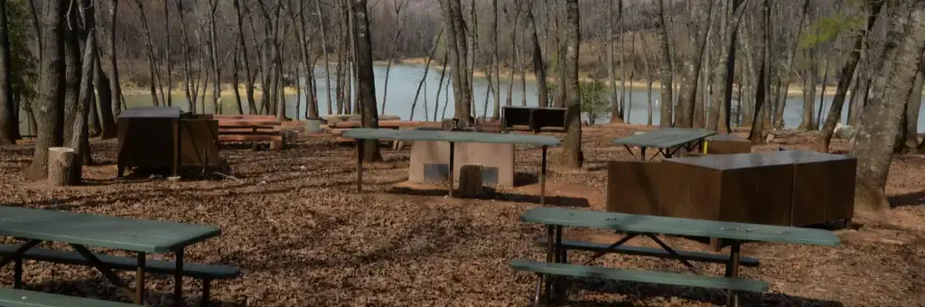 DRY CREEK GROUP CAMPGROUND (Whiskeytown NRA), a National Park Service group camp