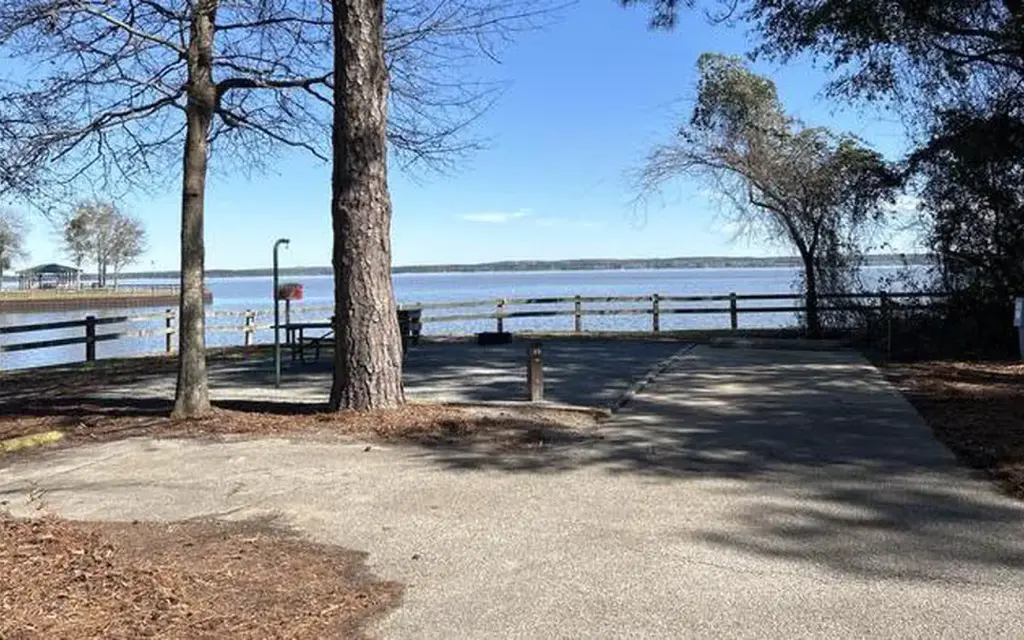 Hardridge Creek, an Army Corps campground