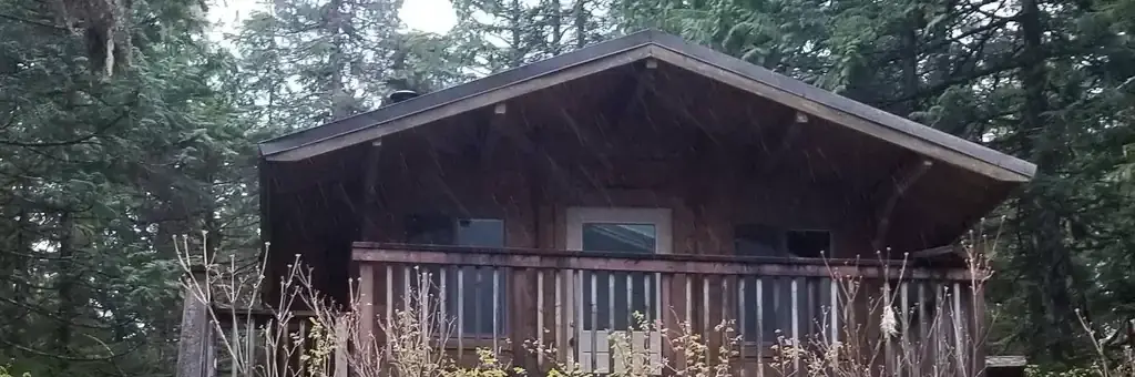 Southeast Heckman Cabin, a Forest Service cabin rental