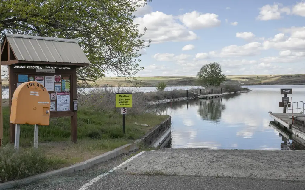 Charbonneau Park and Campground, an Army Corps campground