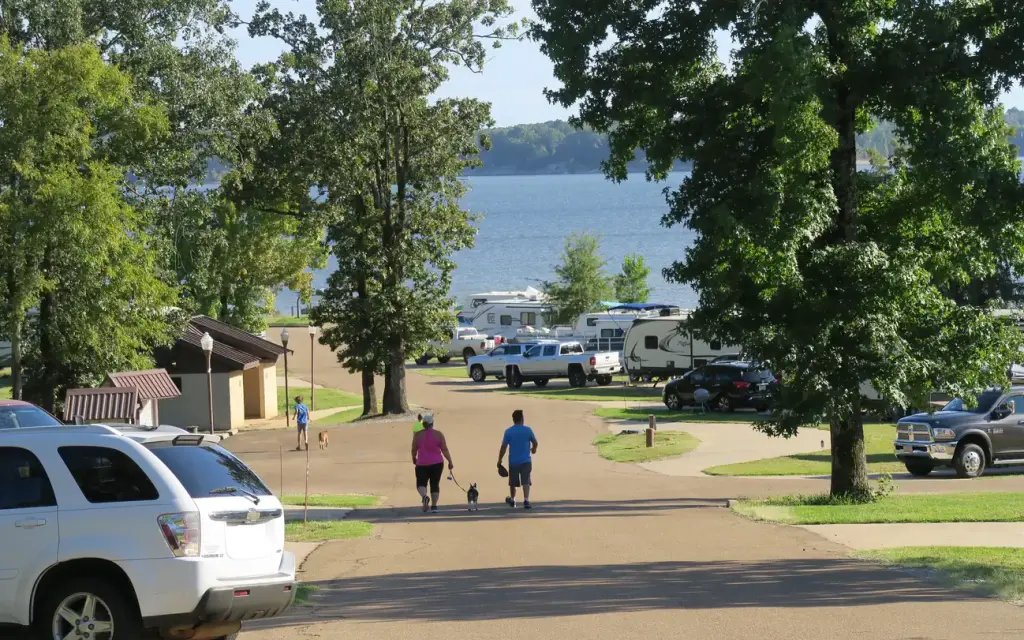 Chickasaw Hill, an Army Corps campground