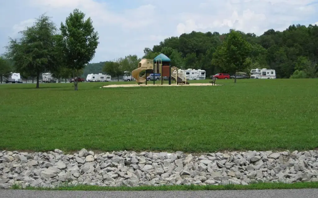 Pikes Ridge, an Army Corps campground