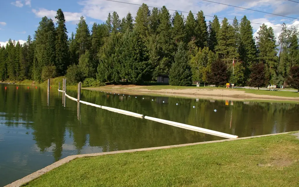 Priest River, an Army Corps campground