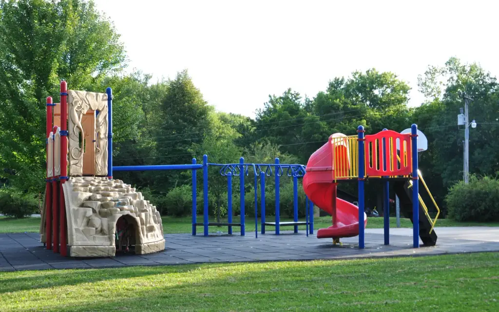 West Overlook Campground, an Army Corps campground