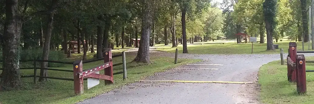 Notrebes Bend Park, an Army Corps campground