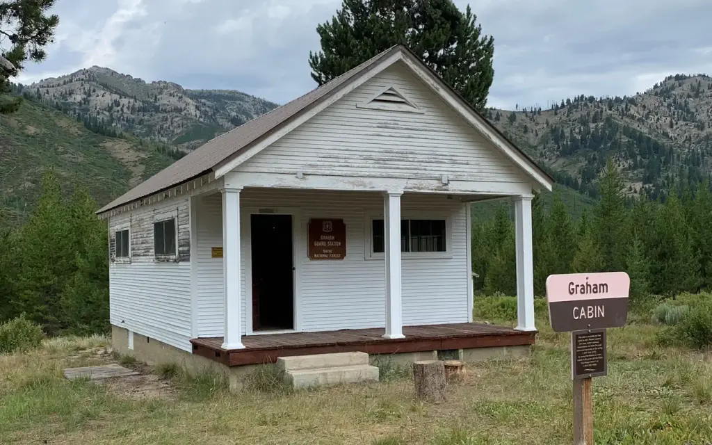 Graham Cabin, a Forest Service cabin rental