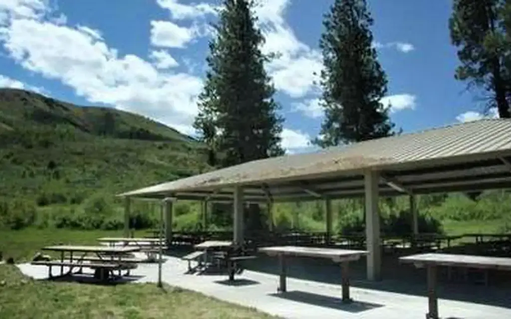 Mink Creek Group Site Campground, a Forest Service group camp
