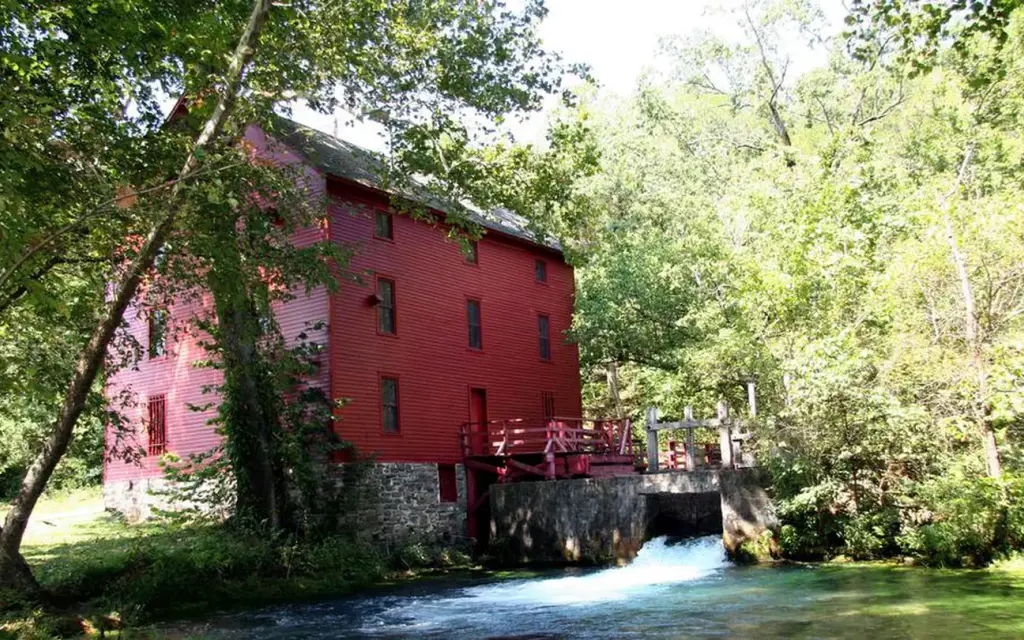 Alley Spring, a National Park Service campground