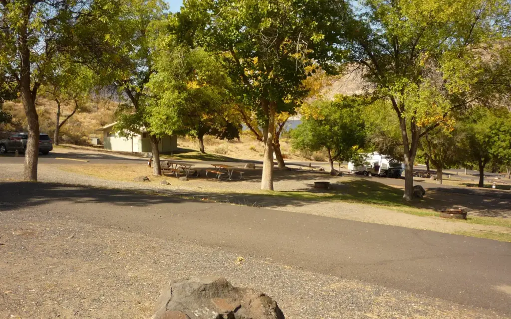 Spring Canyon Group Site, a National Park Service group camp