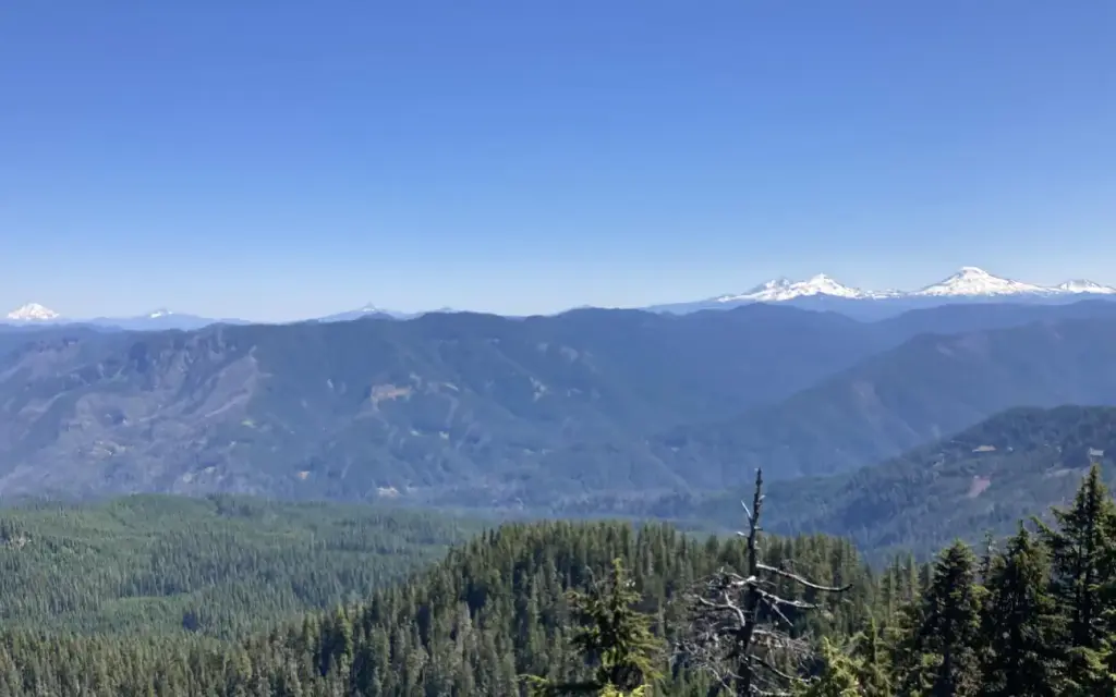 Indian Ridge Lookout, a Forest Service cabin rental