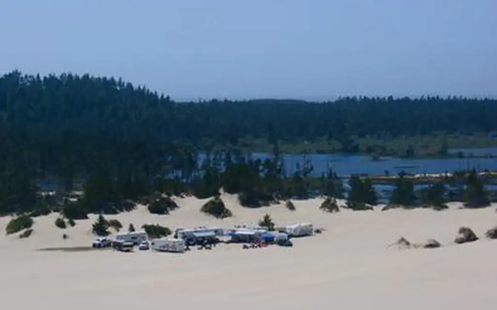 Horsfall Sand Camping, a Forest Service campground