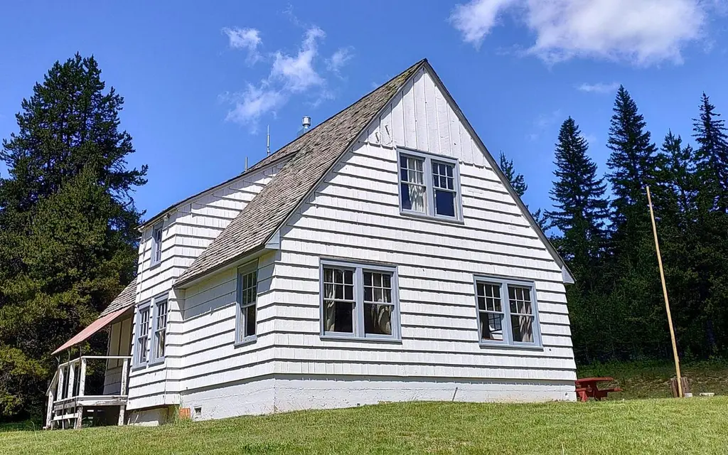Clearwater Big House, a Forest Service cabin rental