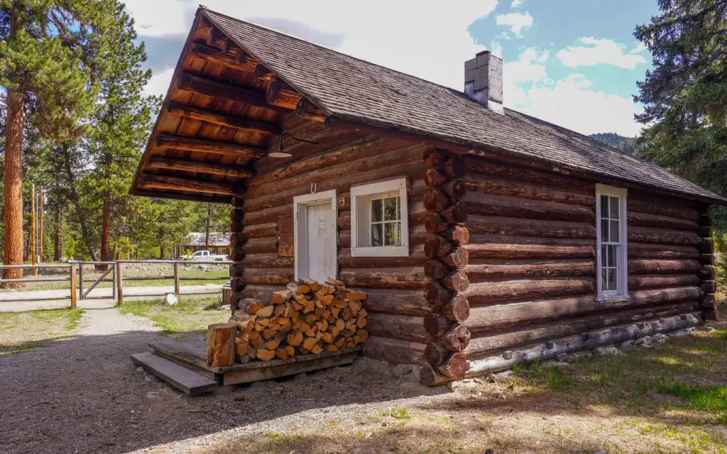 East Fork Cabin, a Forest Service cabin rental