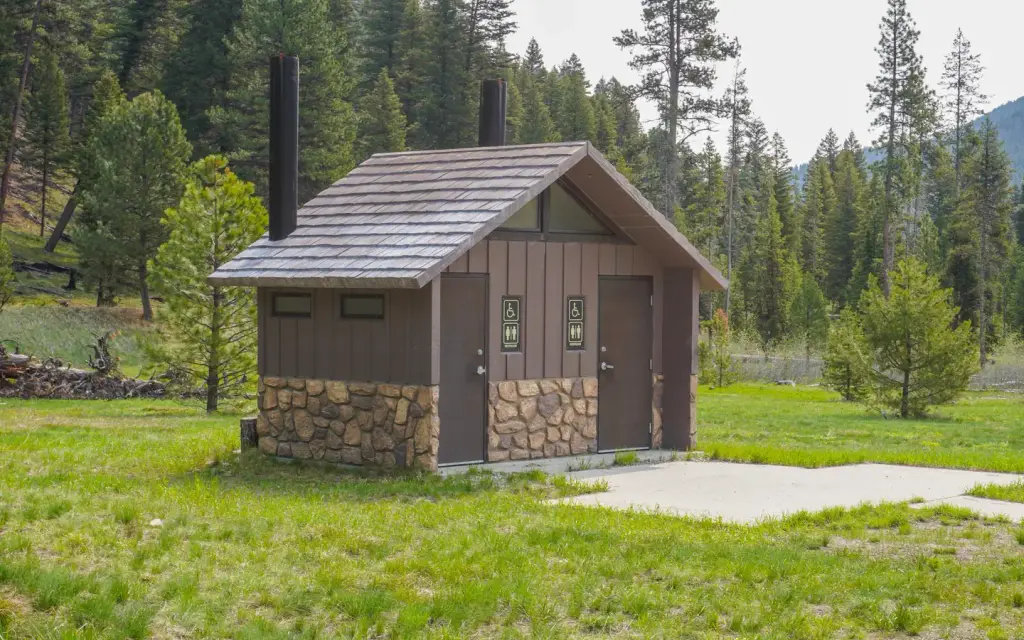 Fales Flat Campground, a Forest Service group camp