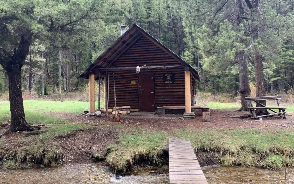 Twogood Cabin, a Forest Service cabin rental