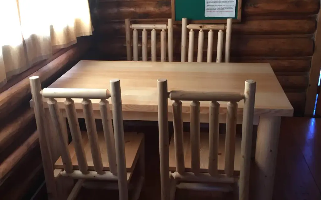 Squirrel Meadows Cabin, a Forest Service cabin rental