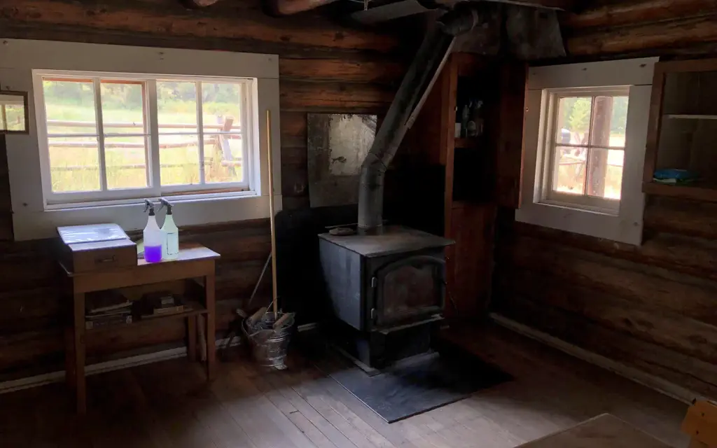 Spanish Creek Cabin, a Forest Service cabin rental